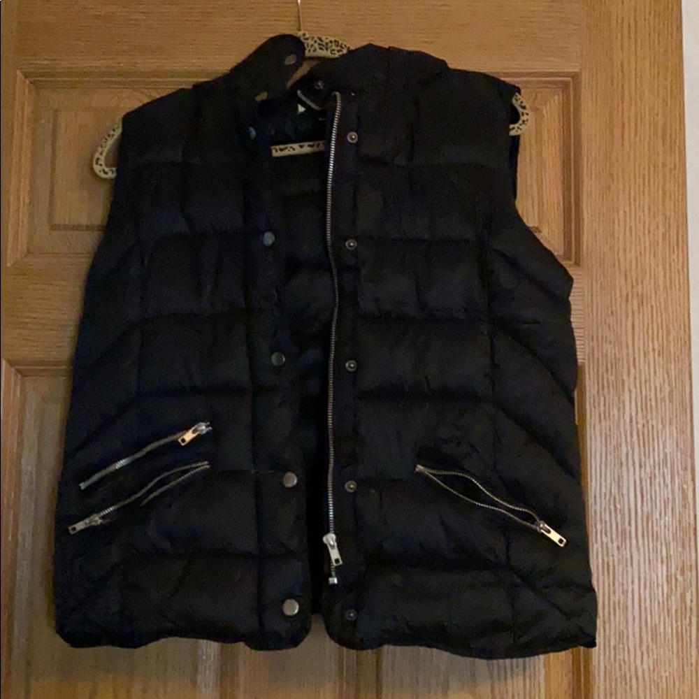 Size small puffer vest